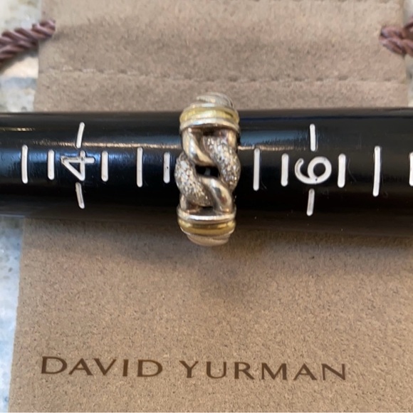 David Yurman Metro Diamond Ring - Picture 4 of 9